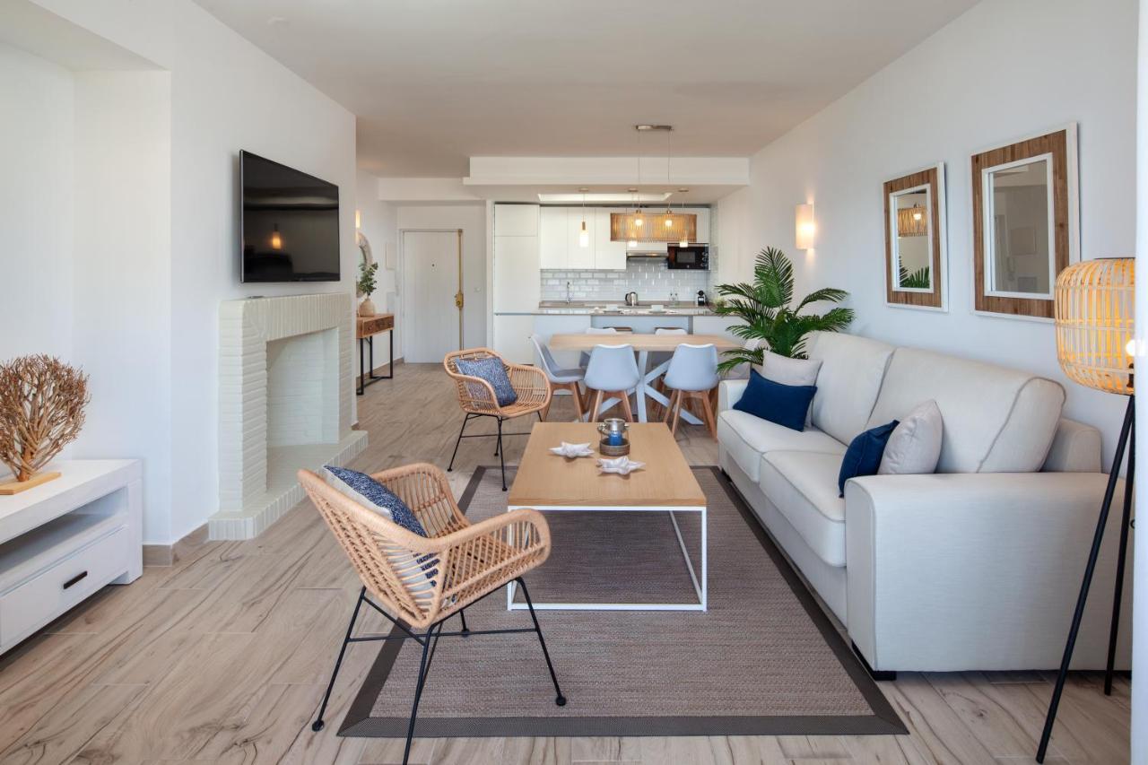 Appartement Frontline & Sea Views - 2 Bedrooms - 2 Bathrooms - Puerto Banus Marbella
