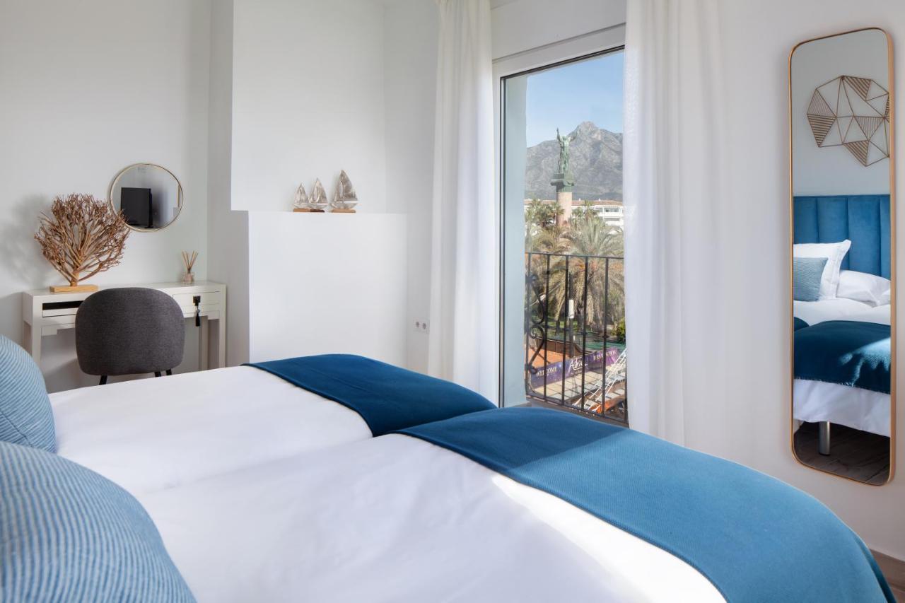 Appartement Frontline & Sea Views - 2 Bedrooms - 2 Bathrooms - Puerto Banus Marbella